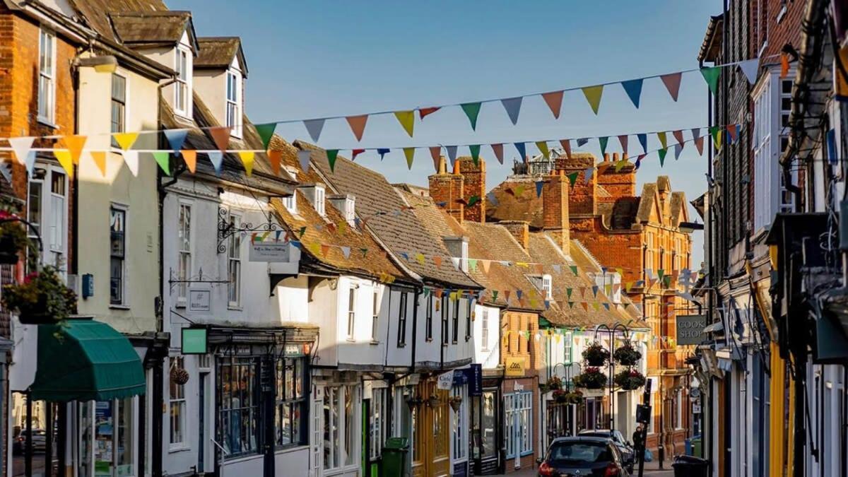 Bury St. Edmunds Cosy 2 Bedroom Victorian Townhouse In The Town Centre المظهر الخارجي الصورة