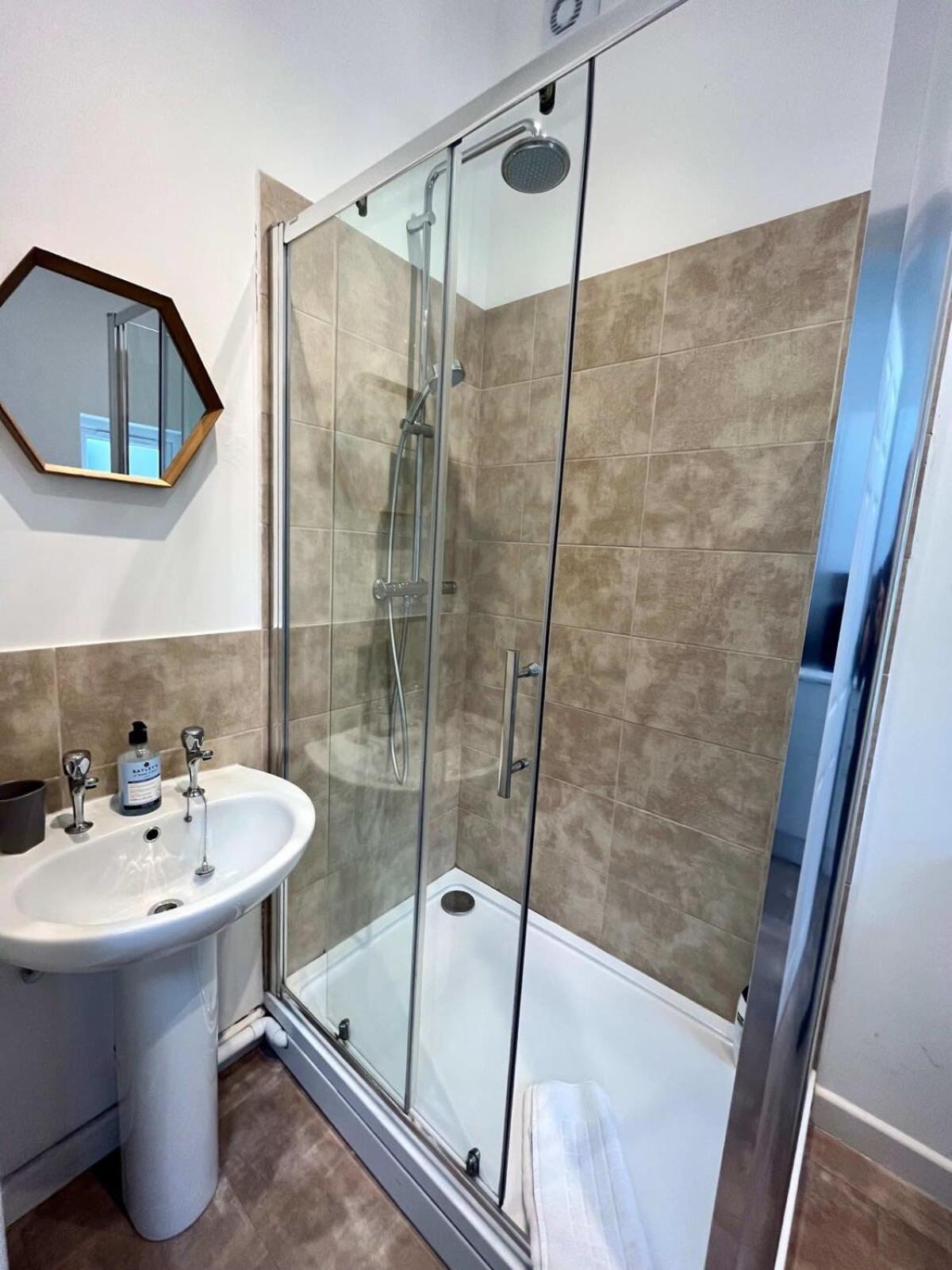 Bury St. Edmunds Cosy 2 Bedroom Victorian Townhouse In The Town Centre المظهر الخارجي الصورة